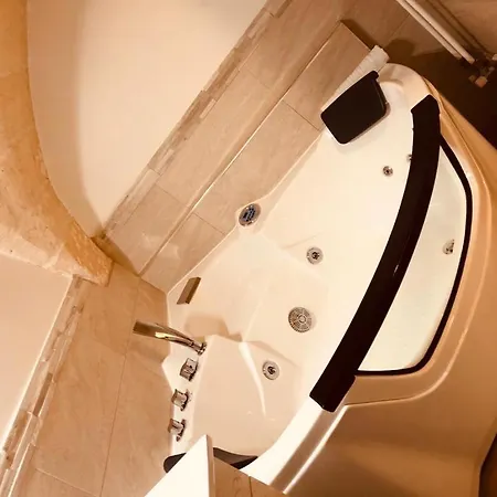 Mastropaolo42 Luxury 3*