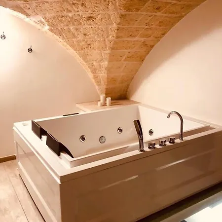 Mastropaolo42 Luxury فندق مبيت وإفطار غروتاليي