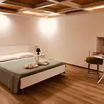 Mastropaolo42 Luxury Nocleg ze śniadaniem 3*